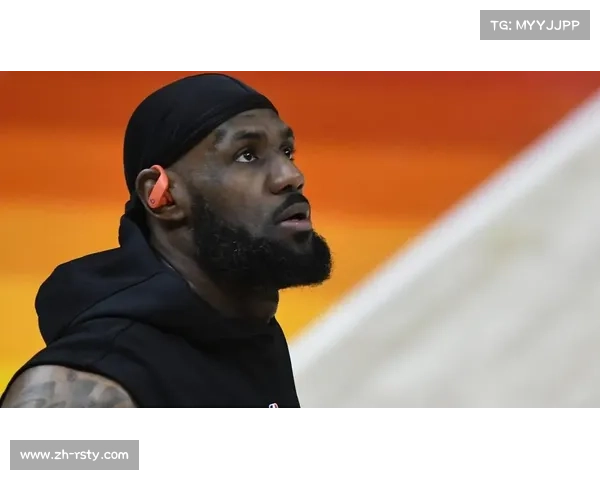 武什科维奇神仙球引爆社交媒体,球迷热议瞬间