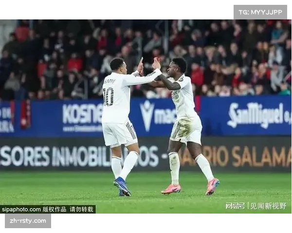 楚阿梅尼中路推射破门助皇马扳平比分,巴尔韦德贡献关键助攻 楚阿梅尼中路推射破门助皇马扳平比分,巴尔韦德贡献关键助攻